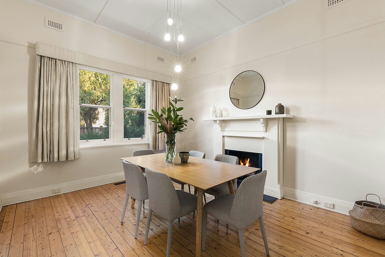 4 Victor Road, Glen Iris, VIC