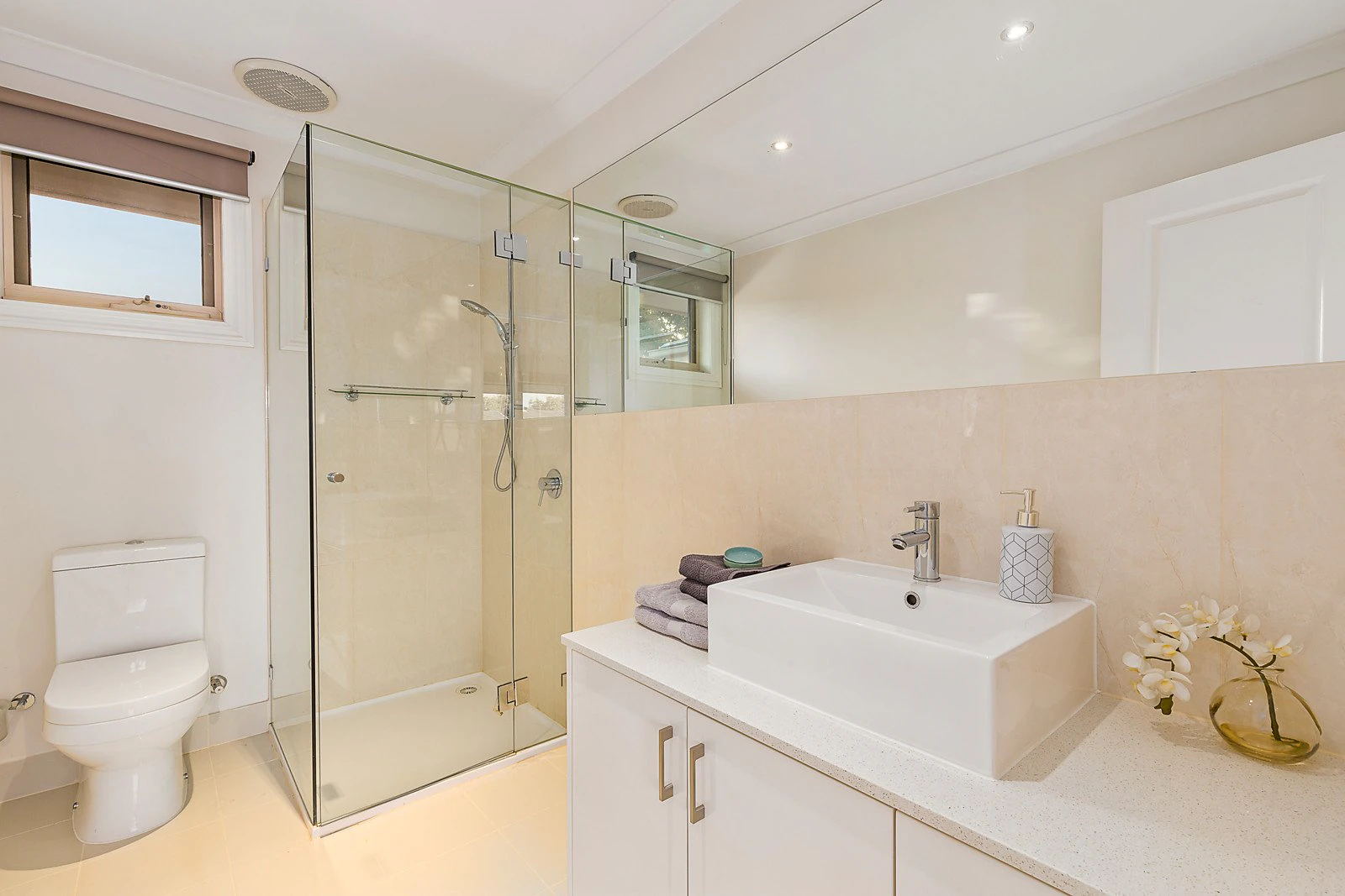 2/1 Duncan Street, Box Hill South, VIC