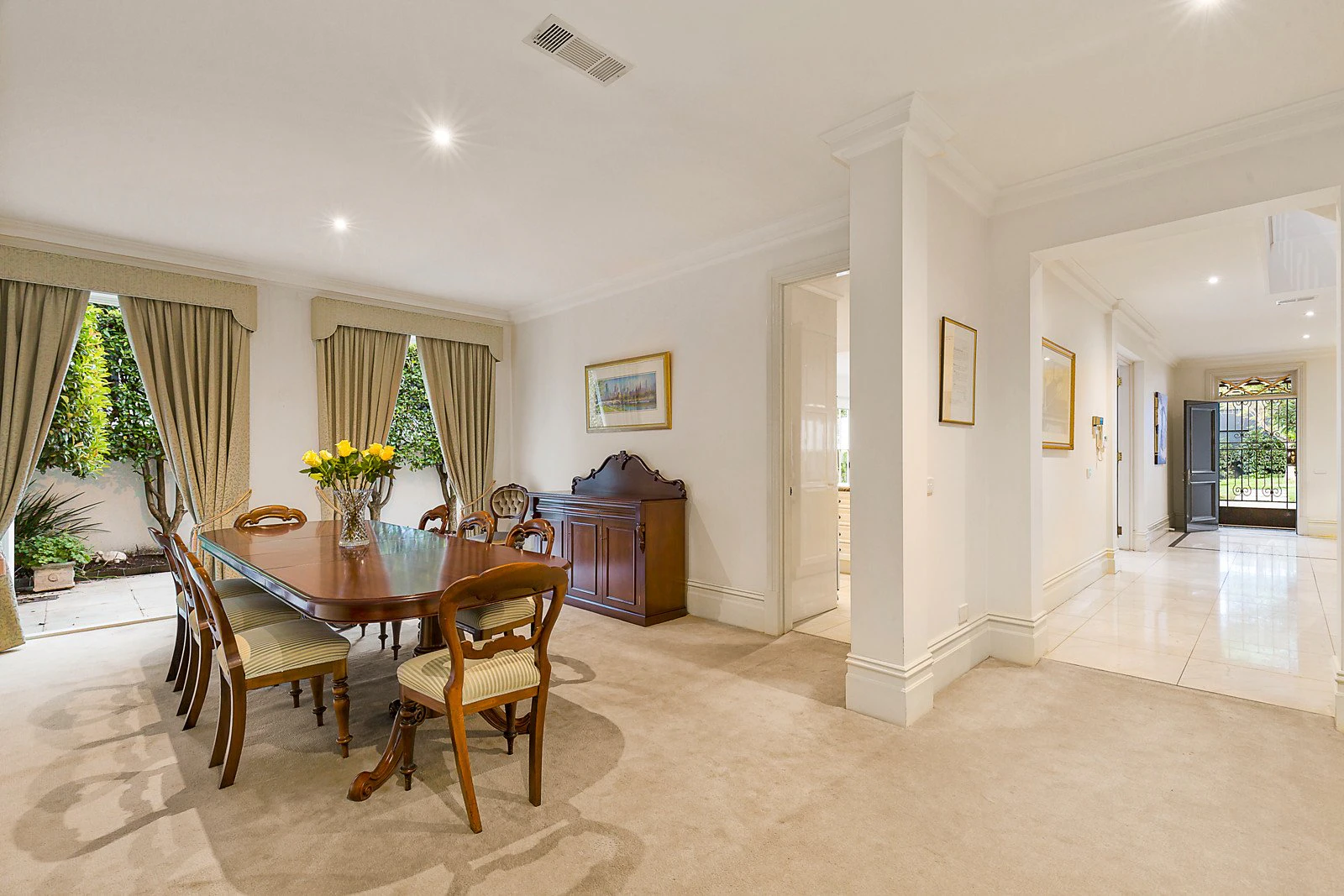 1 Cloverdale Avenue, Toorak, VIC