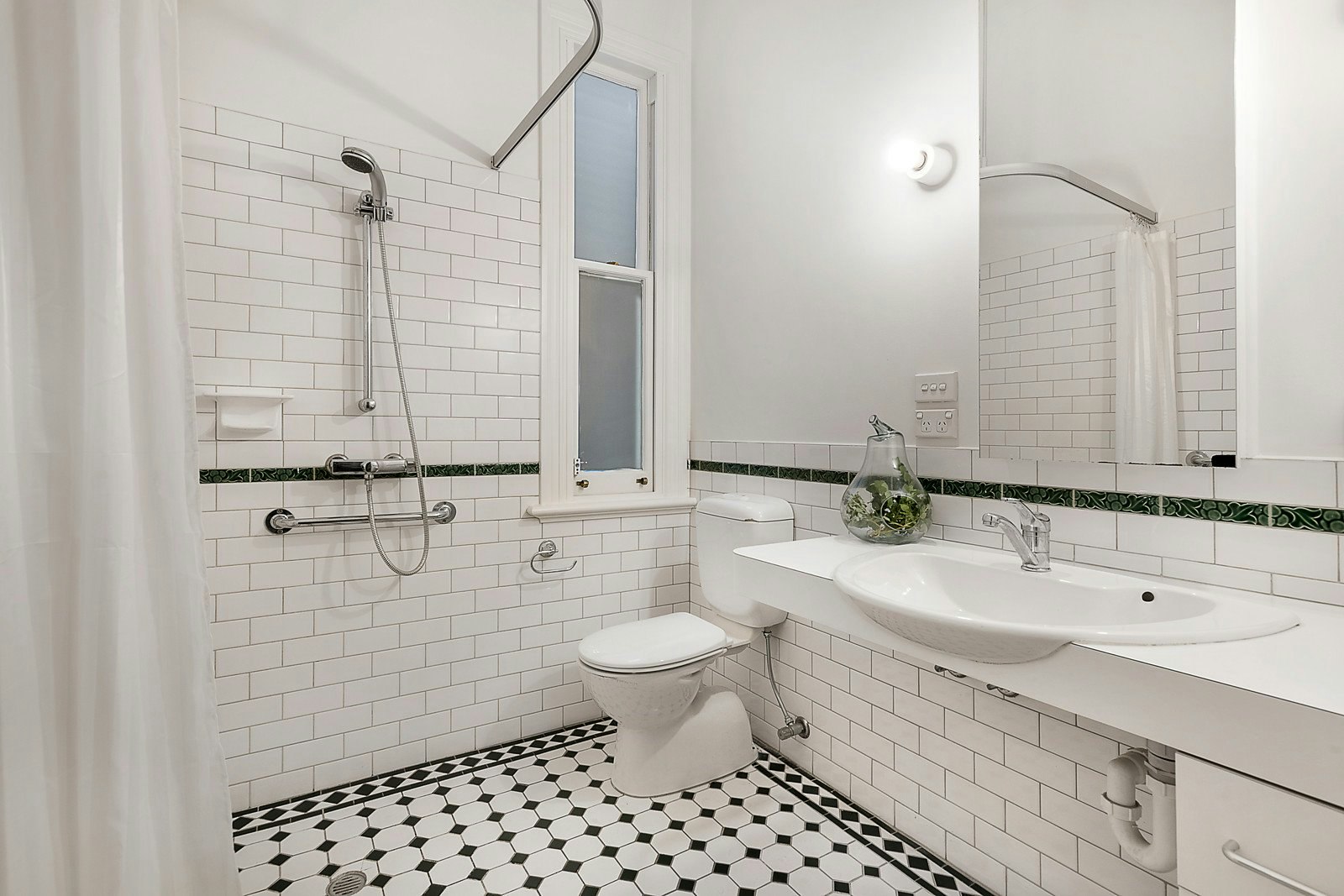 39 Raglan Street, Port Melbourne, VIC