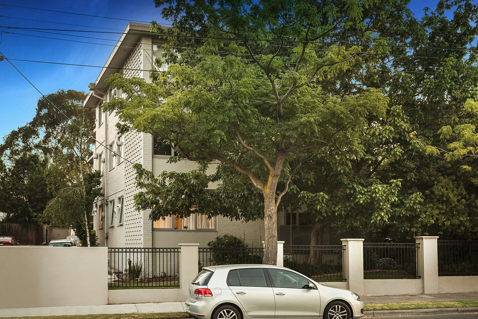 2/112 Riversdale Road, Hawthorn, VIC