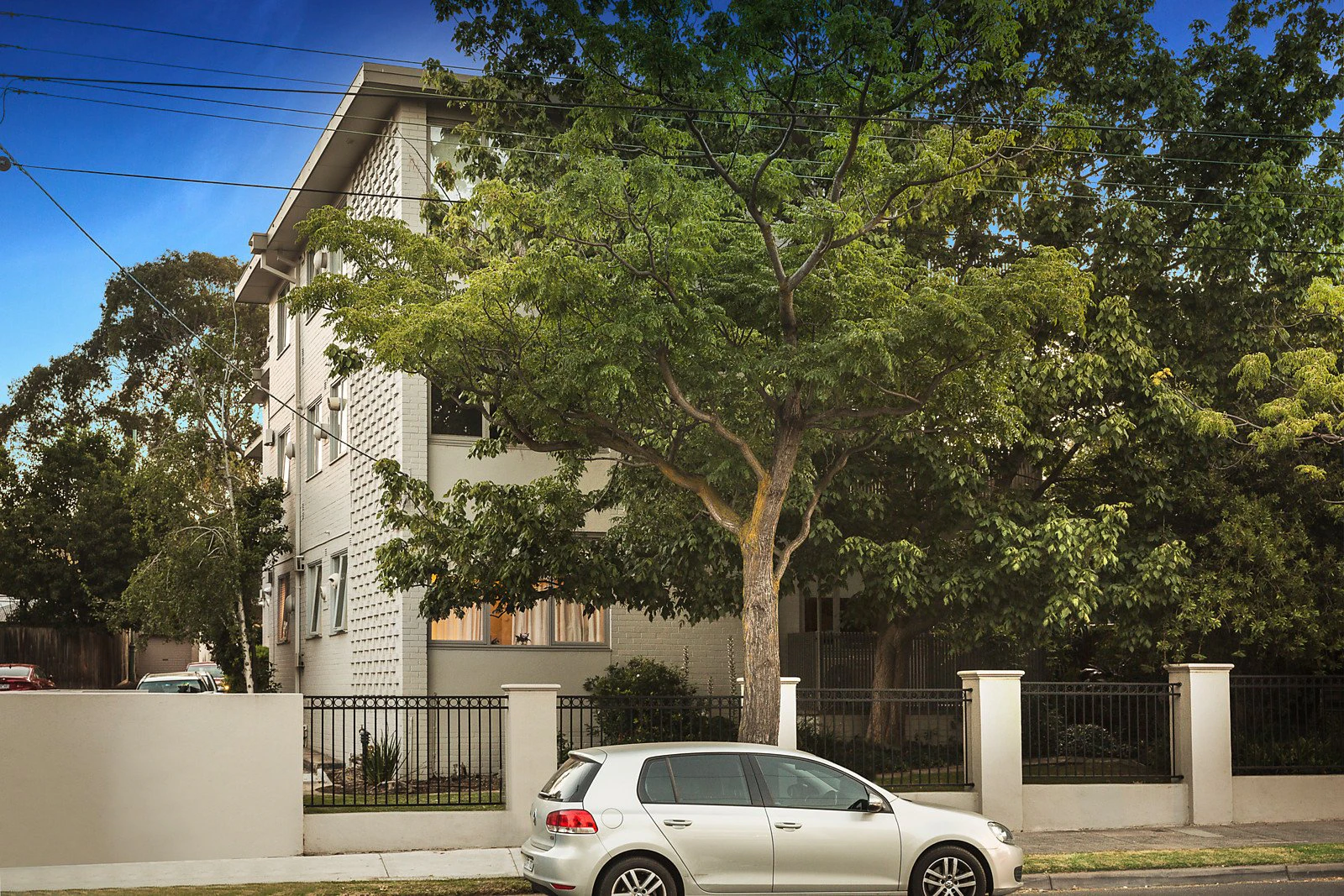 2/112 Riversdale Road, Hawthorn, VIC