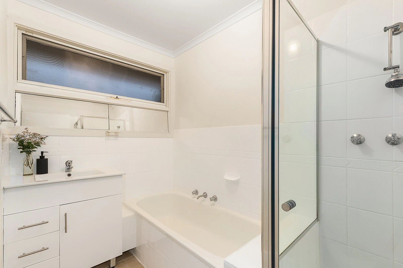 2/39 Victoria Crescent, Mont Albert, VIC