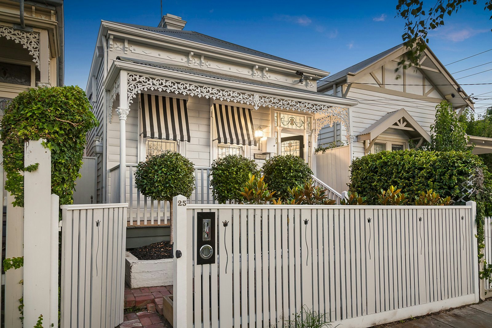 25 Downshire Road, Elsternwick, VIC