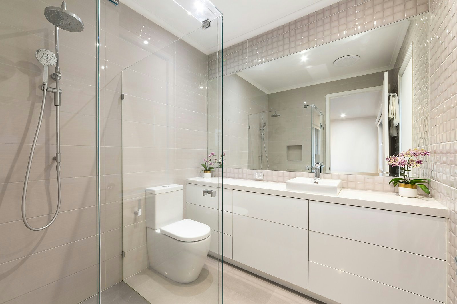 4 High Road, Camberwell, VIC