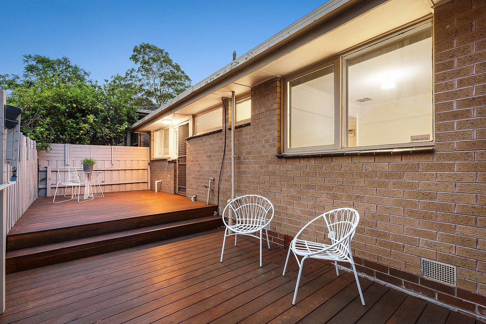 2/39 Victoria Crescent, Mont Albert, VIC