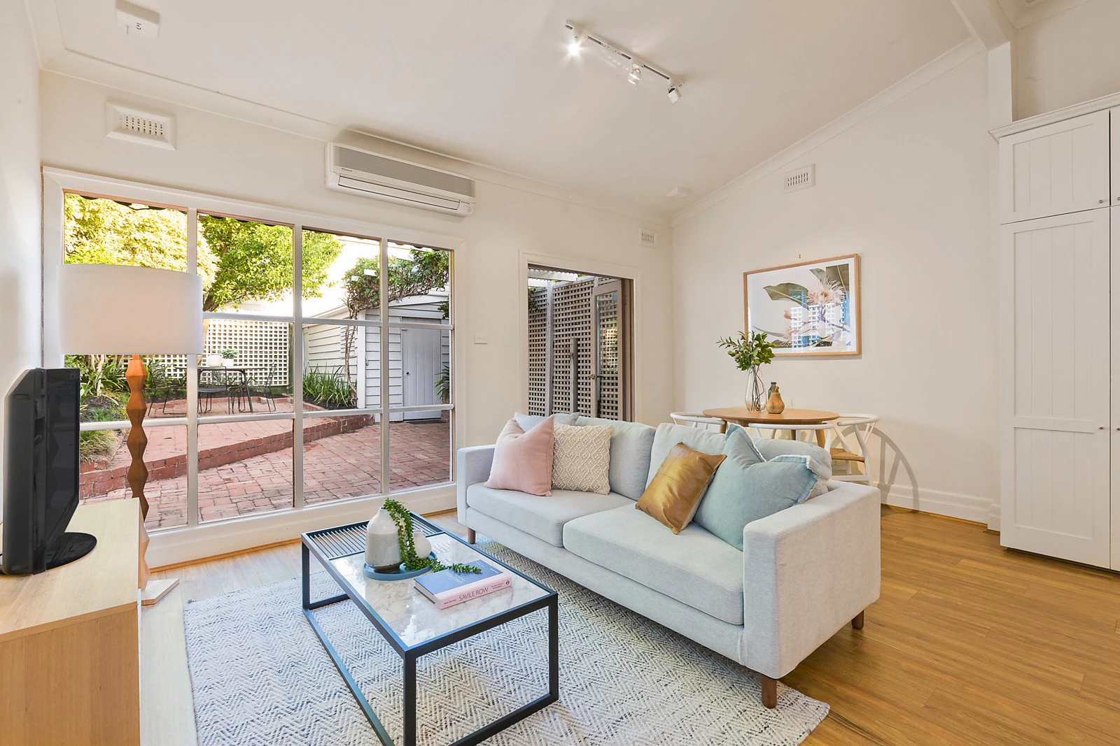 25 Downshire Road, Elsternwick, VIC