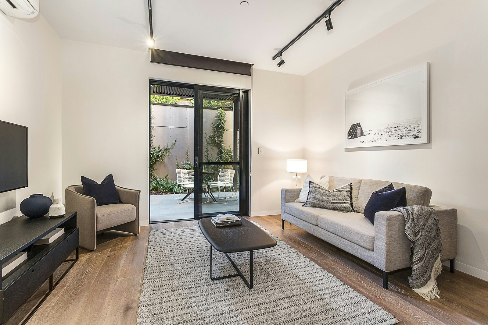 8/64 Anderson Road, Hawthorn East, VIC