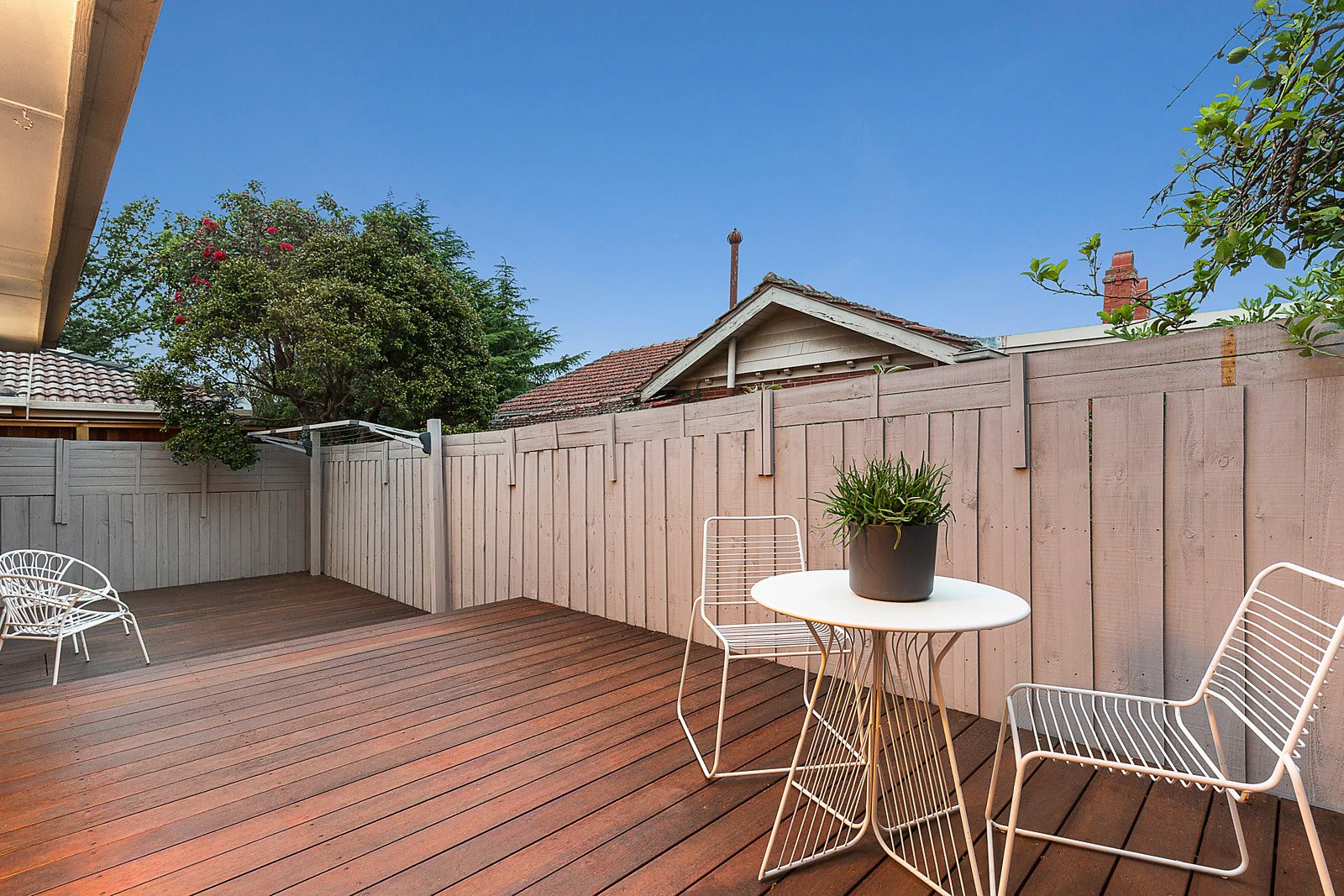 2/39 Victoria Crescent, Mont Albert, VIC