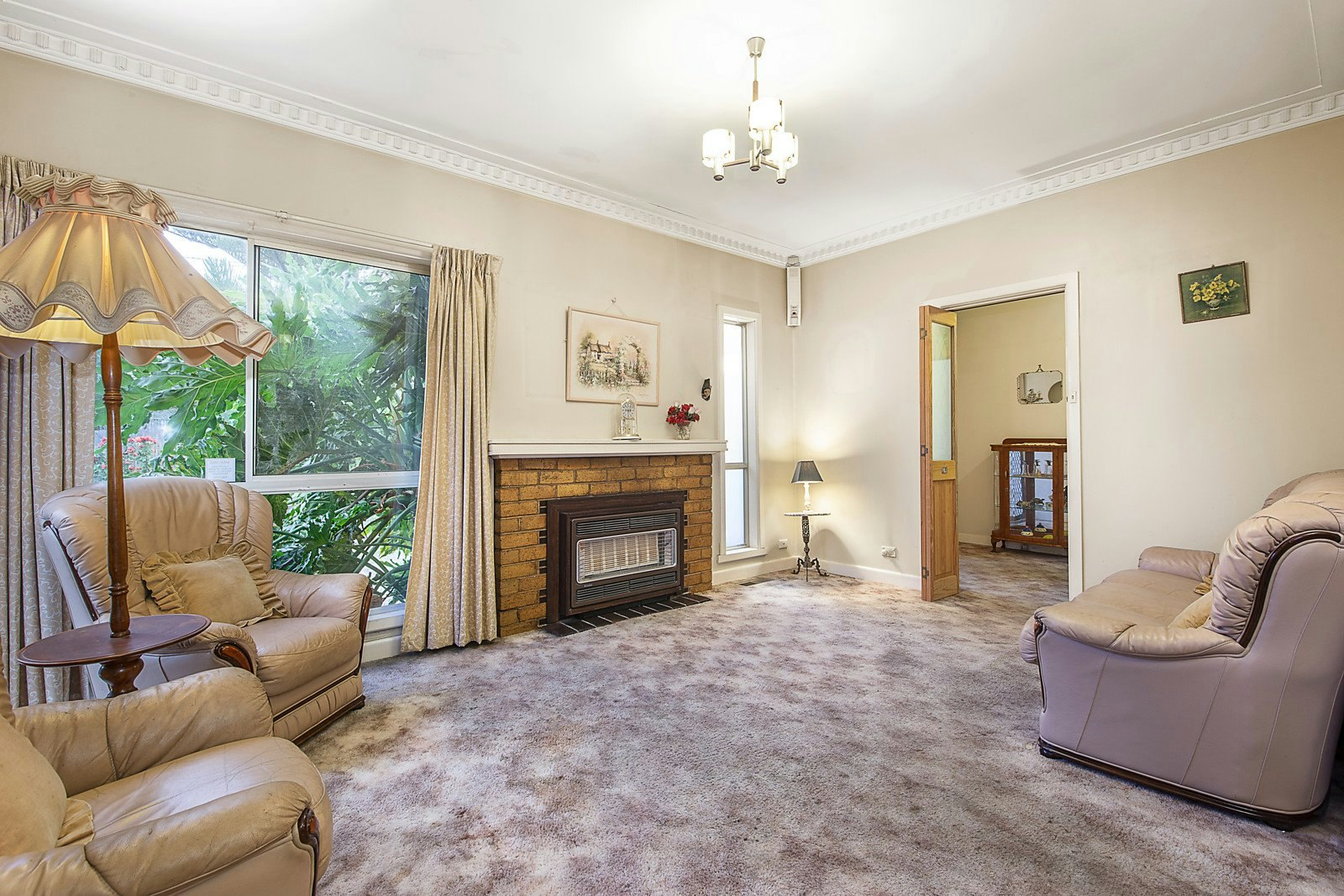 61 Ivanhoe Grove, Malvern East, VIC