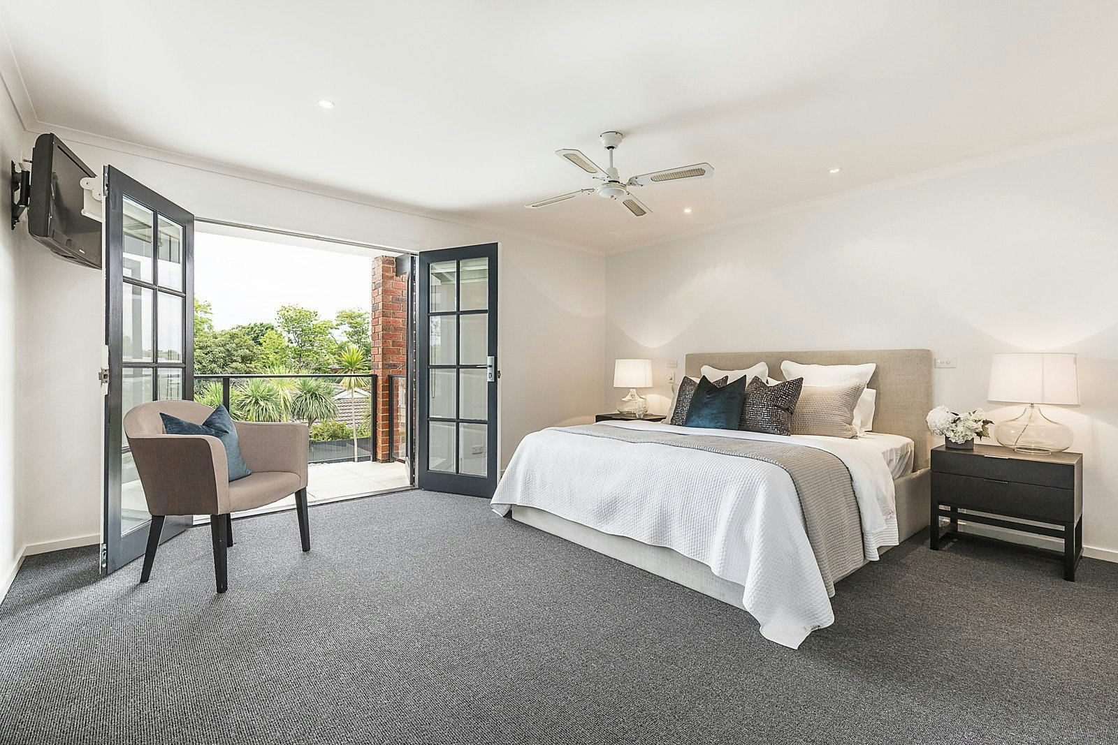 10 Myrniong Street, Glen Iris, VIC