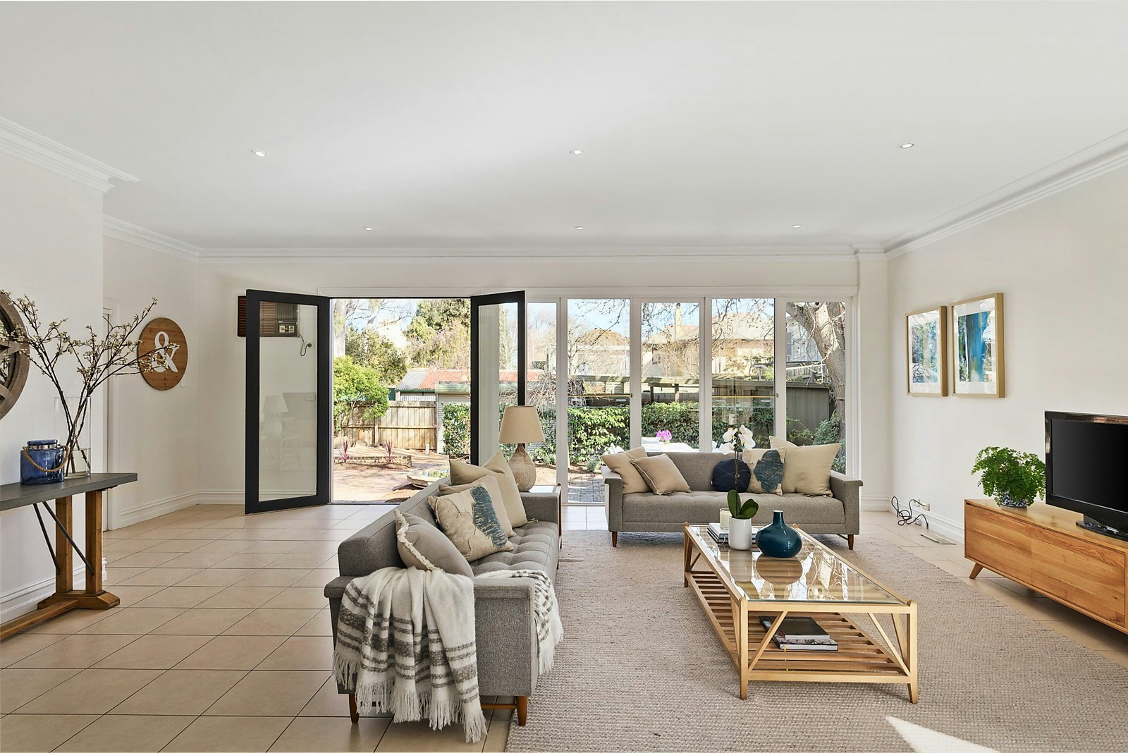 42 Canterbury Road, Camberwell, VIC