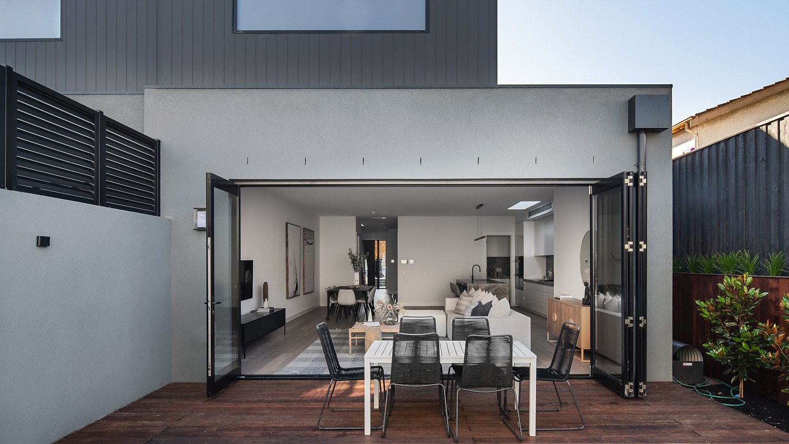 2 Wilson Street, Glen Iris, VIC