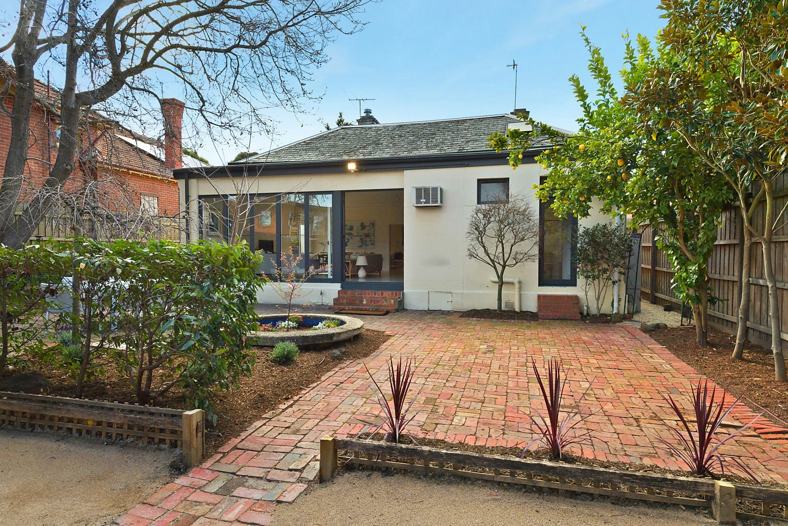 42 Canterbury Road, Camberwell, VIC