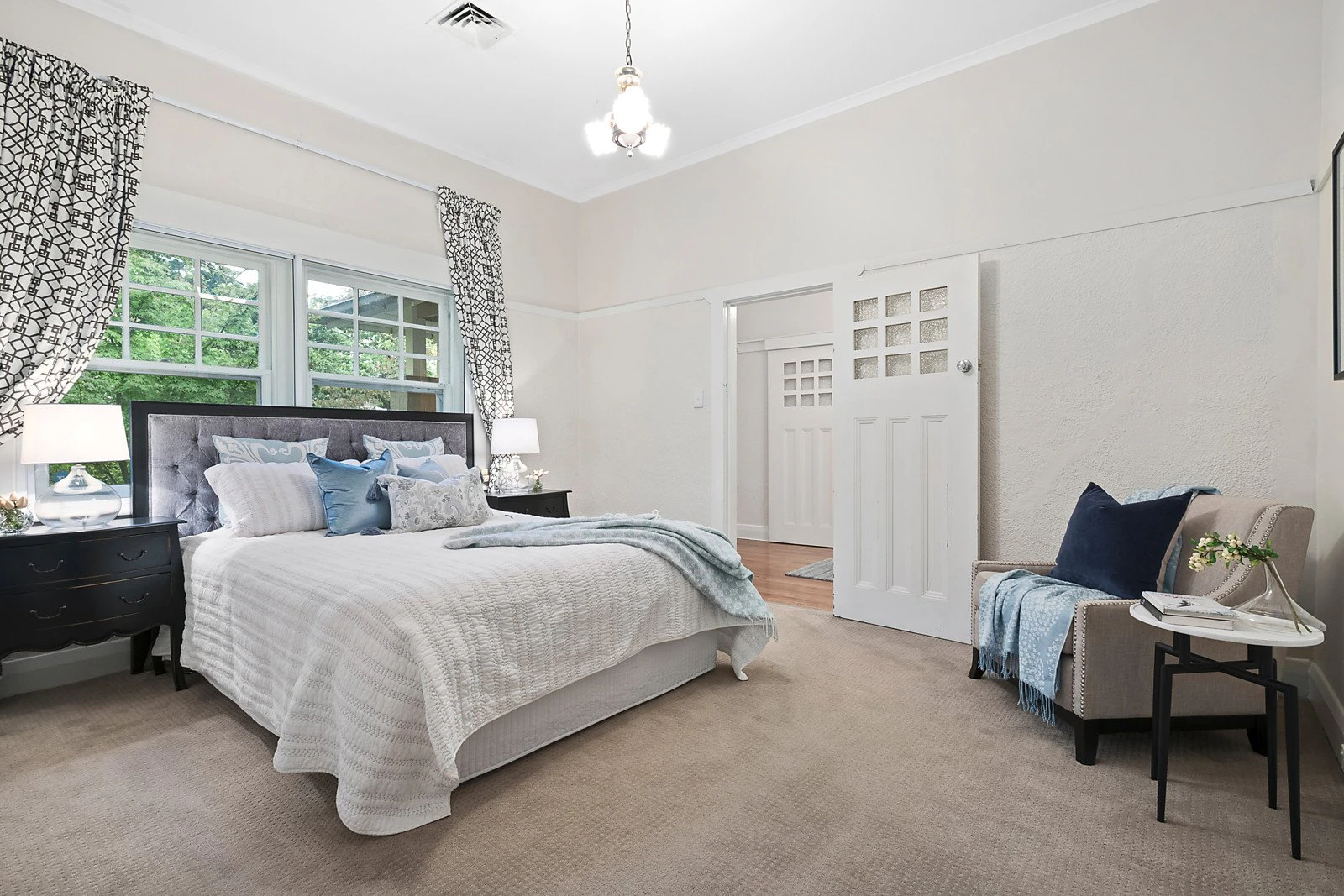 38 Victoria Crescent, Mont Albert, VIC