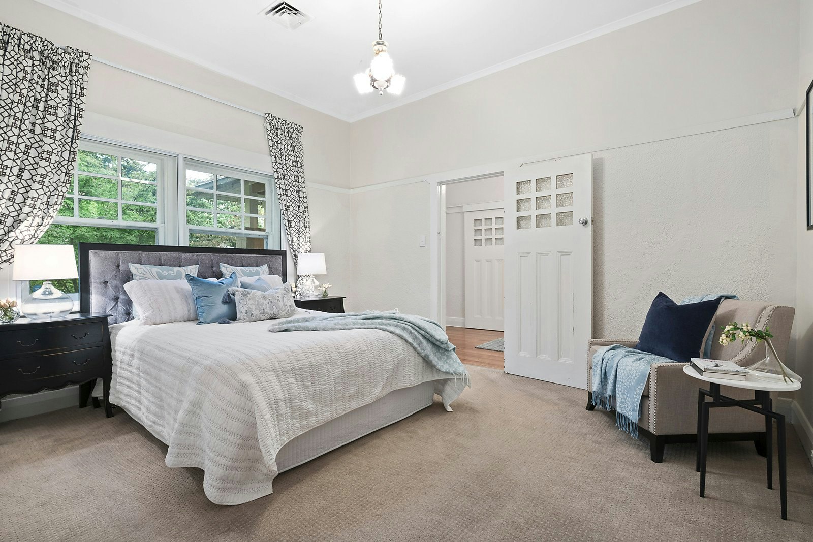 38 Victoria Crescent, Mont Albert, VIC