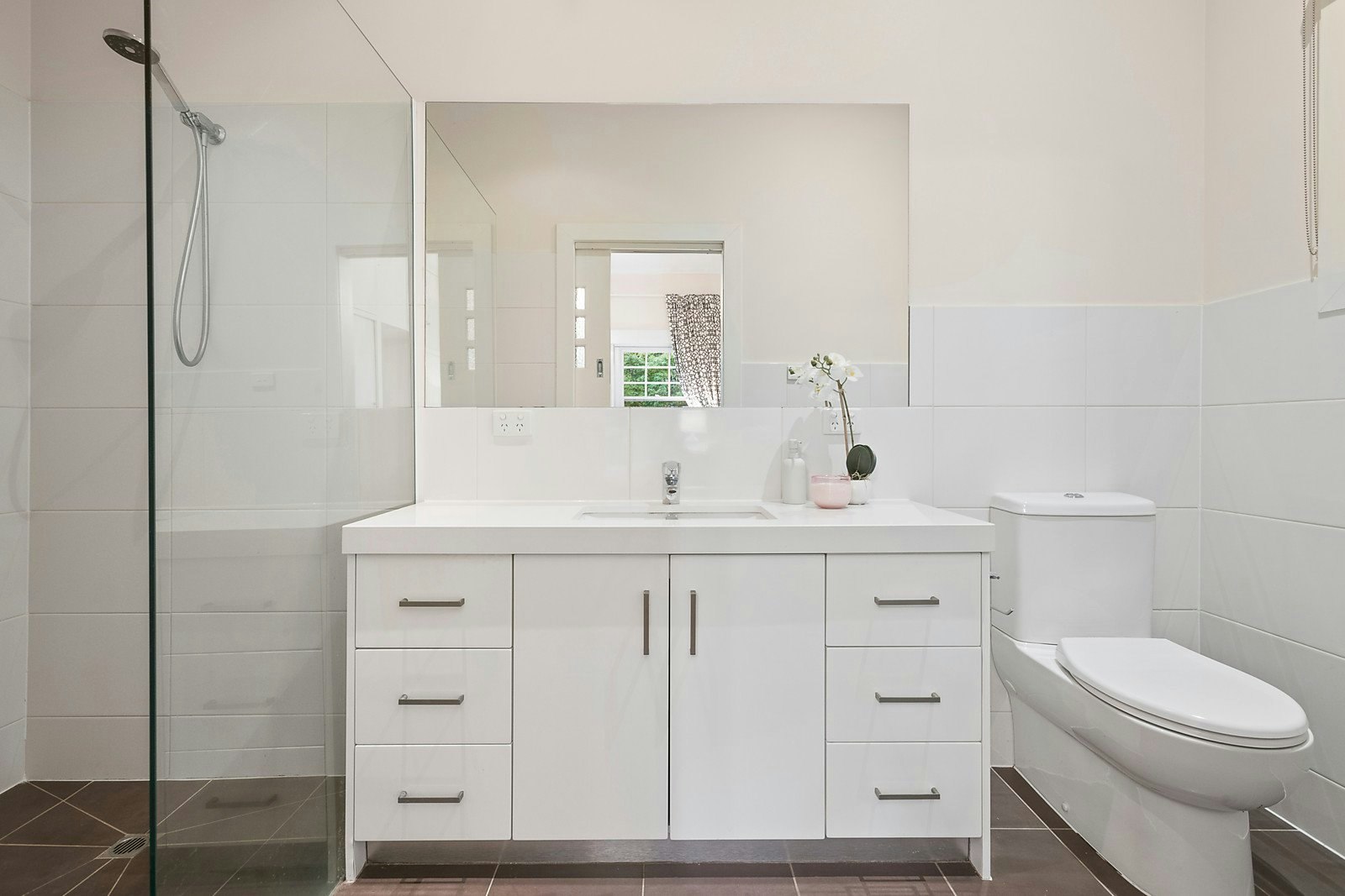 38 Victoria Crescent, Mont Albert, VIC