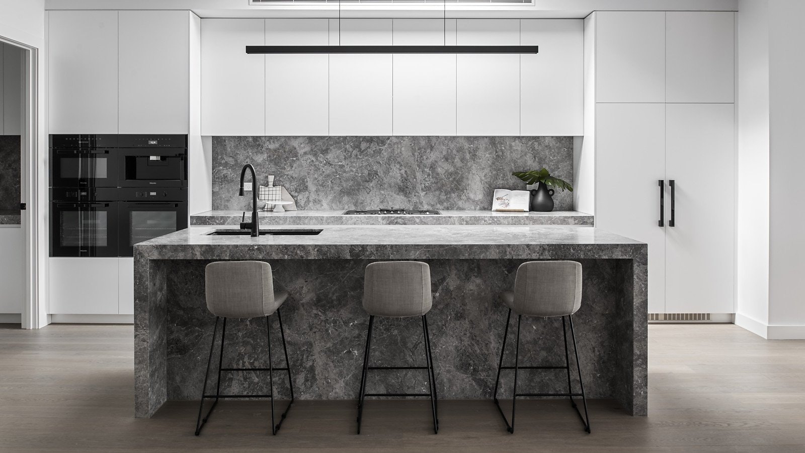 2 Wilson Street, Glen Iris, VIC