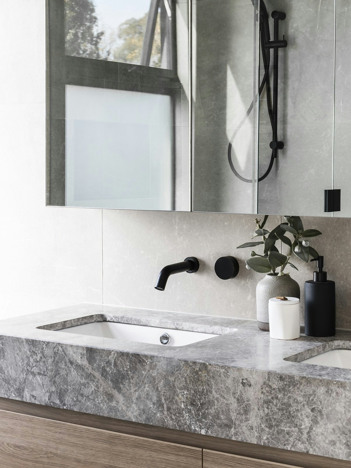 2 Wilson Street, Glen Iris, VIC