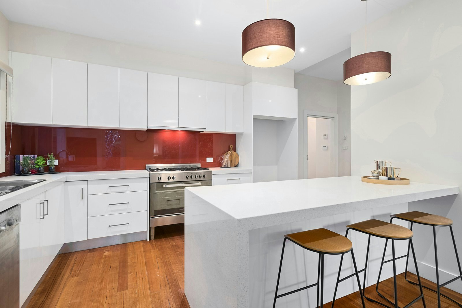 38 Victoria Crescent, Mont Albert, VIC