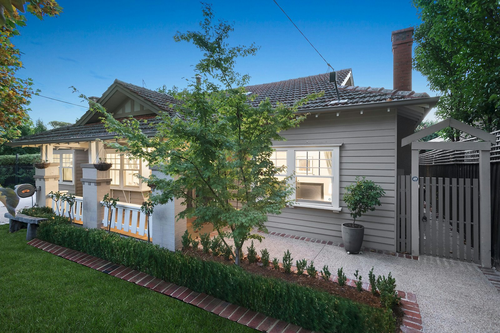 38 Victoria Crescent, Mont Albert, VIC