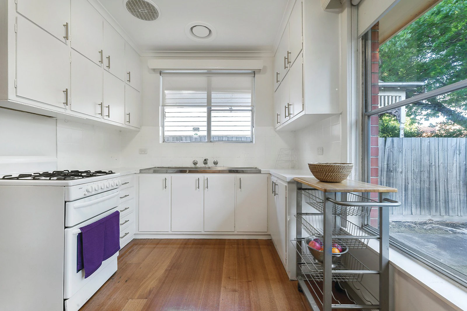 1/3 Crescent Road, Camberwell, VIC