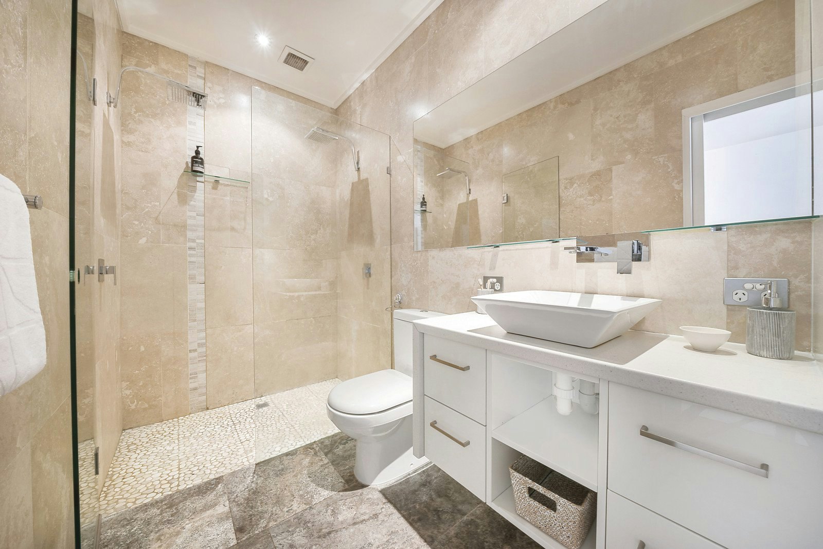 10/454 Burwood Road, Hawthorn, VIC