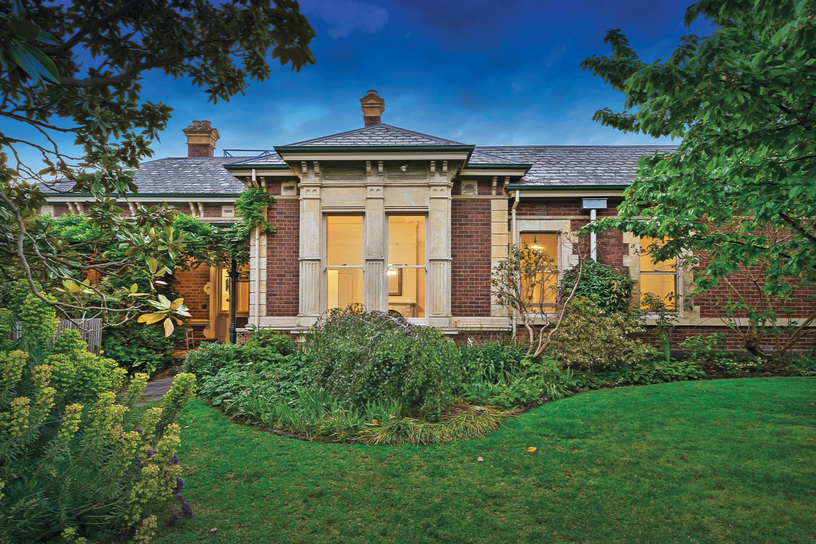 26a Wandsworth Road, Surrey Hills, VIC