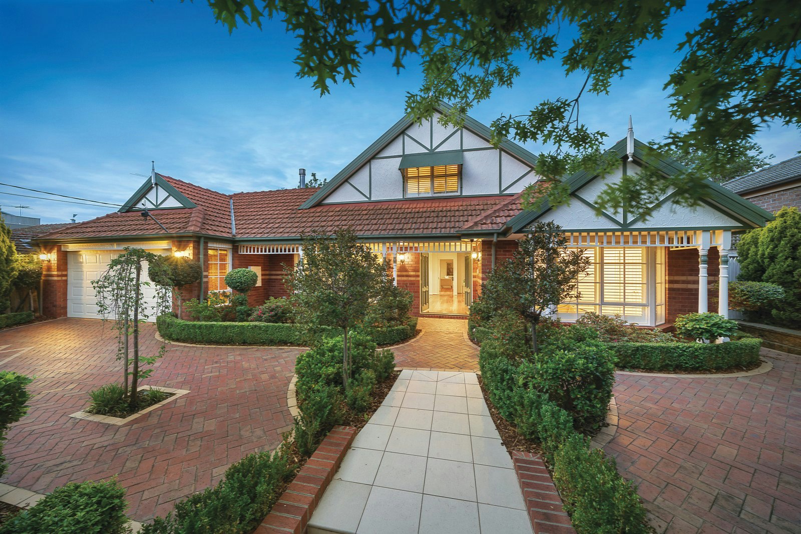 65 Sir Garnet Road, Surrey Hills, VIC