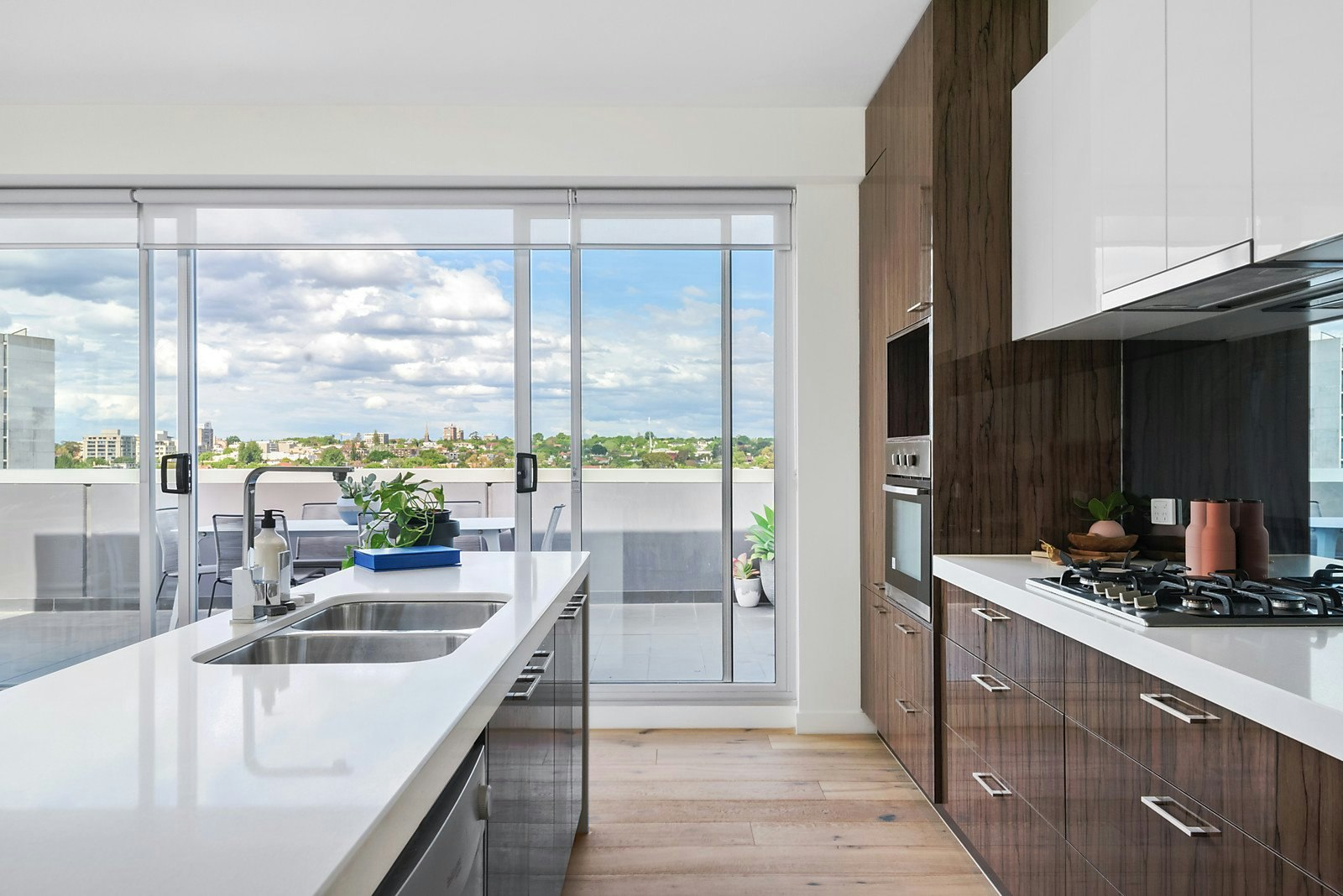 702/20 Garden Street, South Yarra, VIC