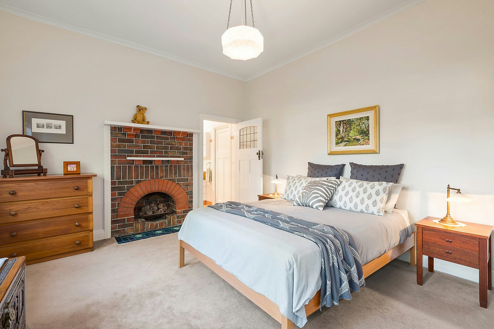 7 Courang Road, Glen Iris, VIC