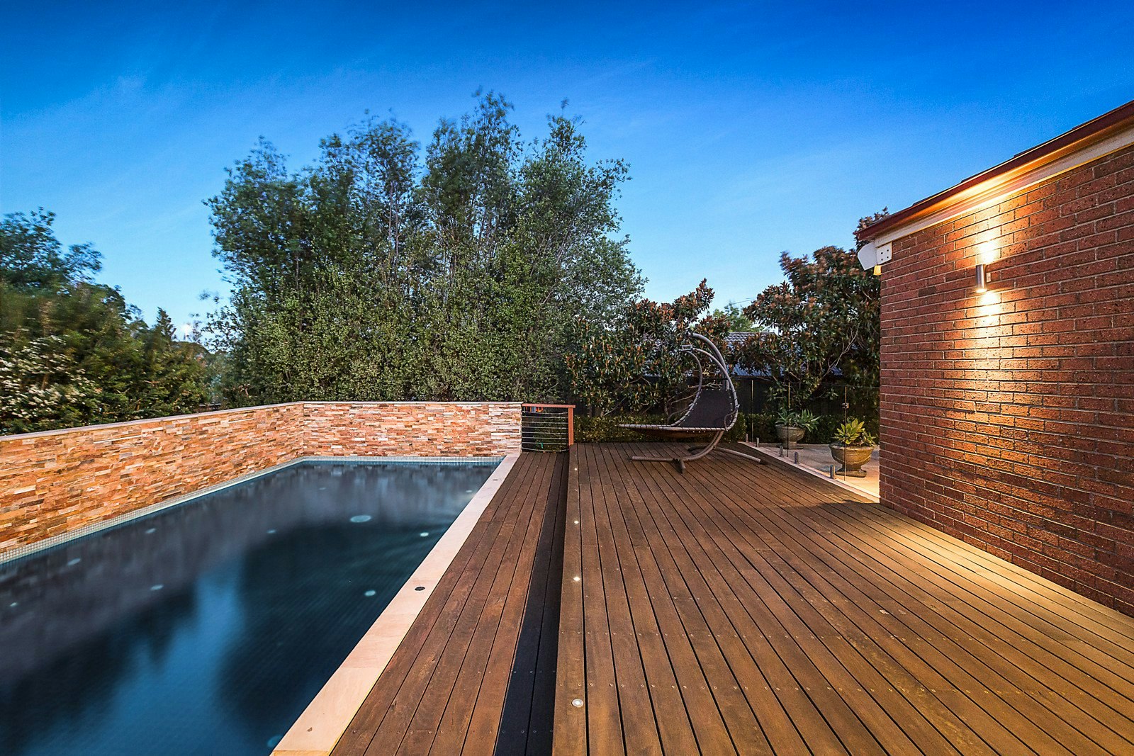 2 Barnard Grove, Kew, VIC