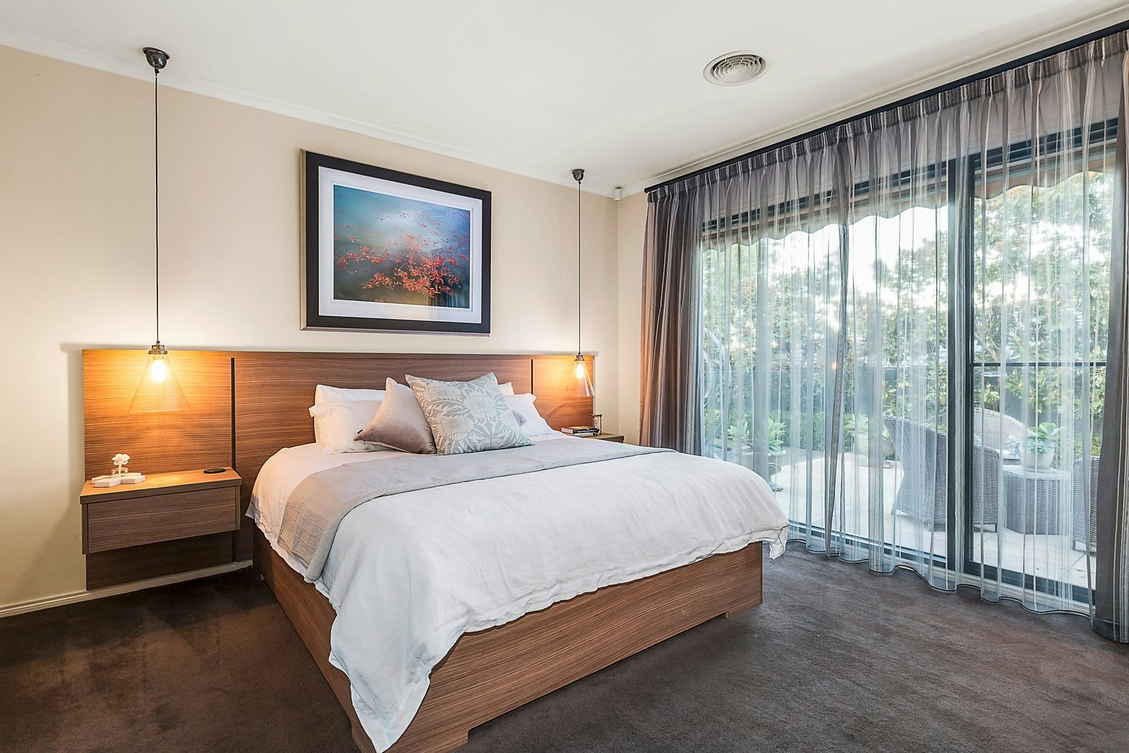 2 Barnard Grove, Kew, VIC