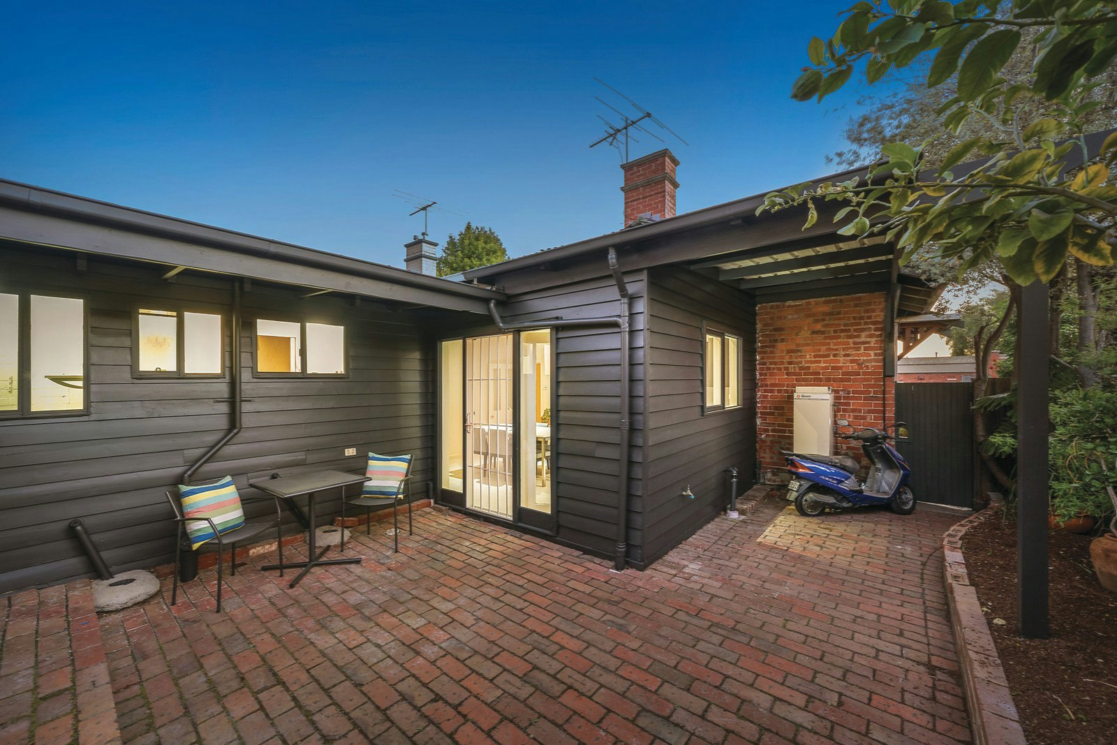 1 Rathmines Road, Hawthorn East, VIC