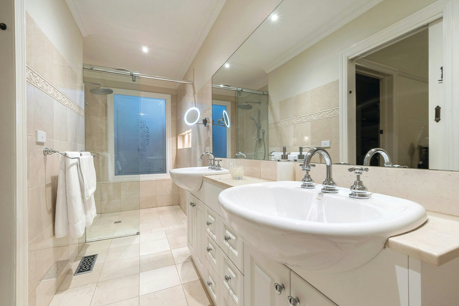 42 Boston Avenue, Malvern East, VIC