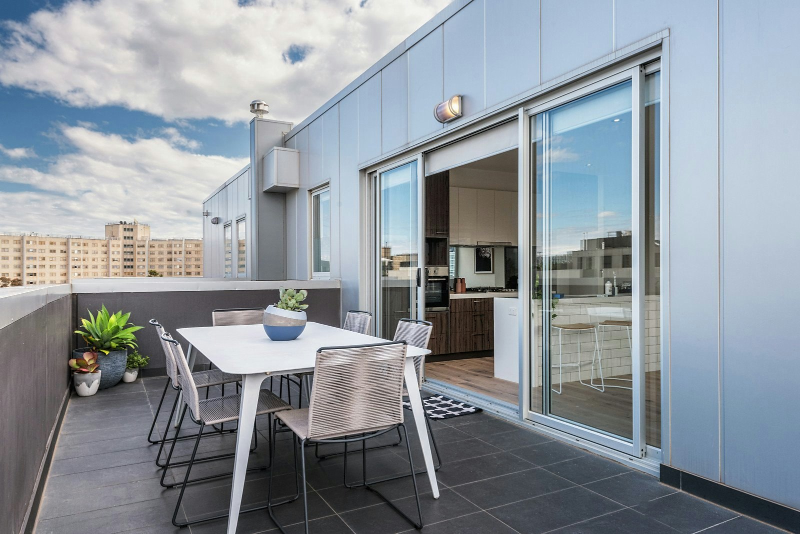 702/20 Garden Street, South Yarra, VIC