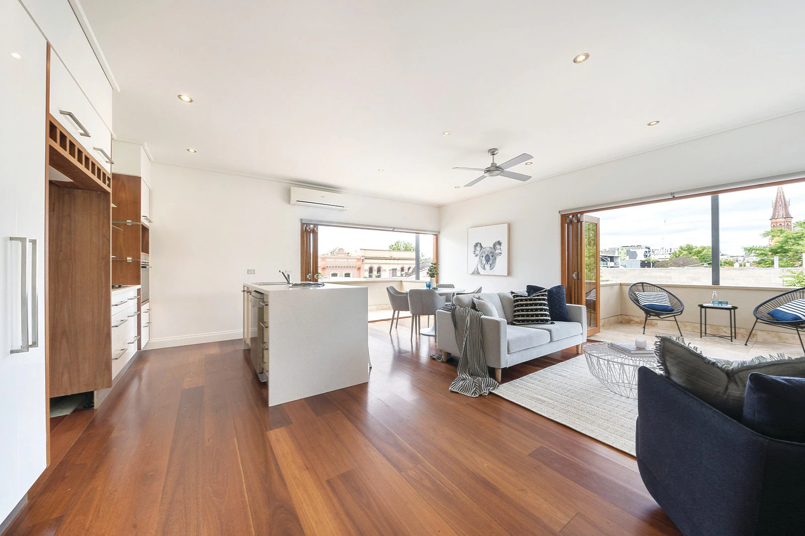 10/454 Burwood Road, Hawthorn, VIC