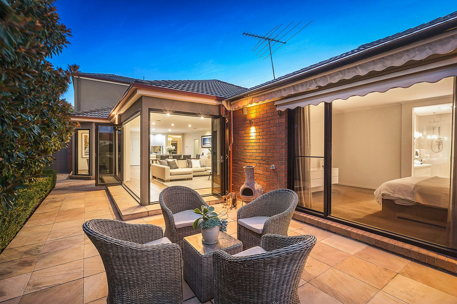 2 Barnard Grove, Kew, VIC