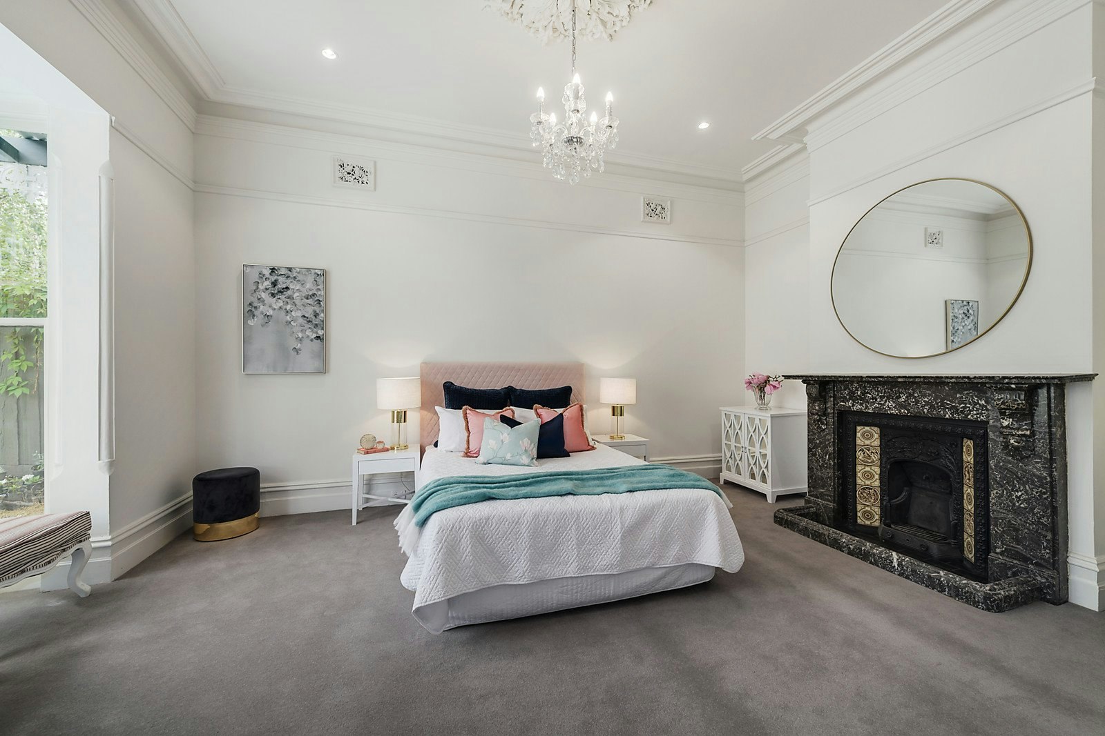 28 Lyndhurst Crescent, Hawthorn, VIC