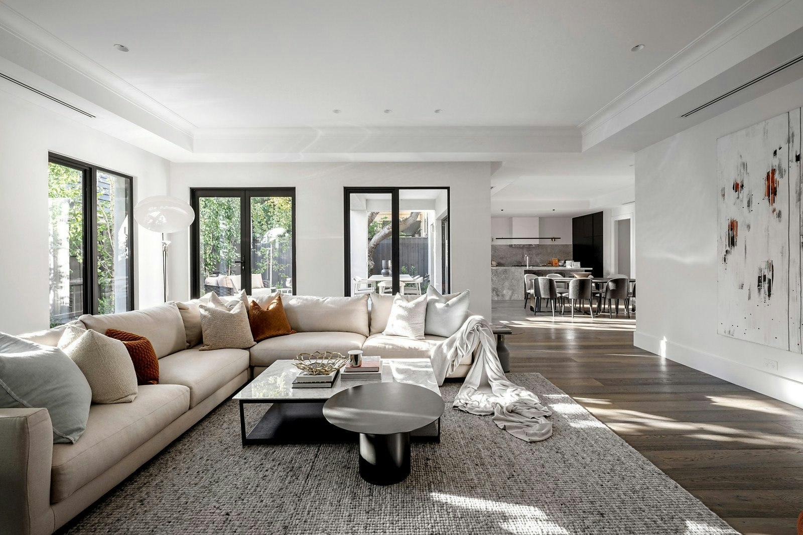 1 Huntingtower Road, Armadale, VIC