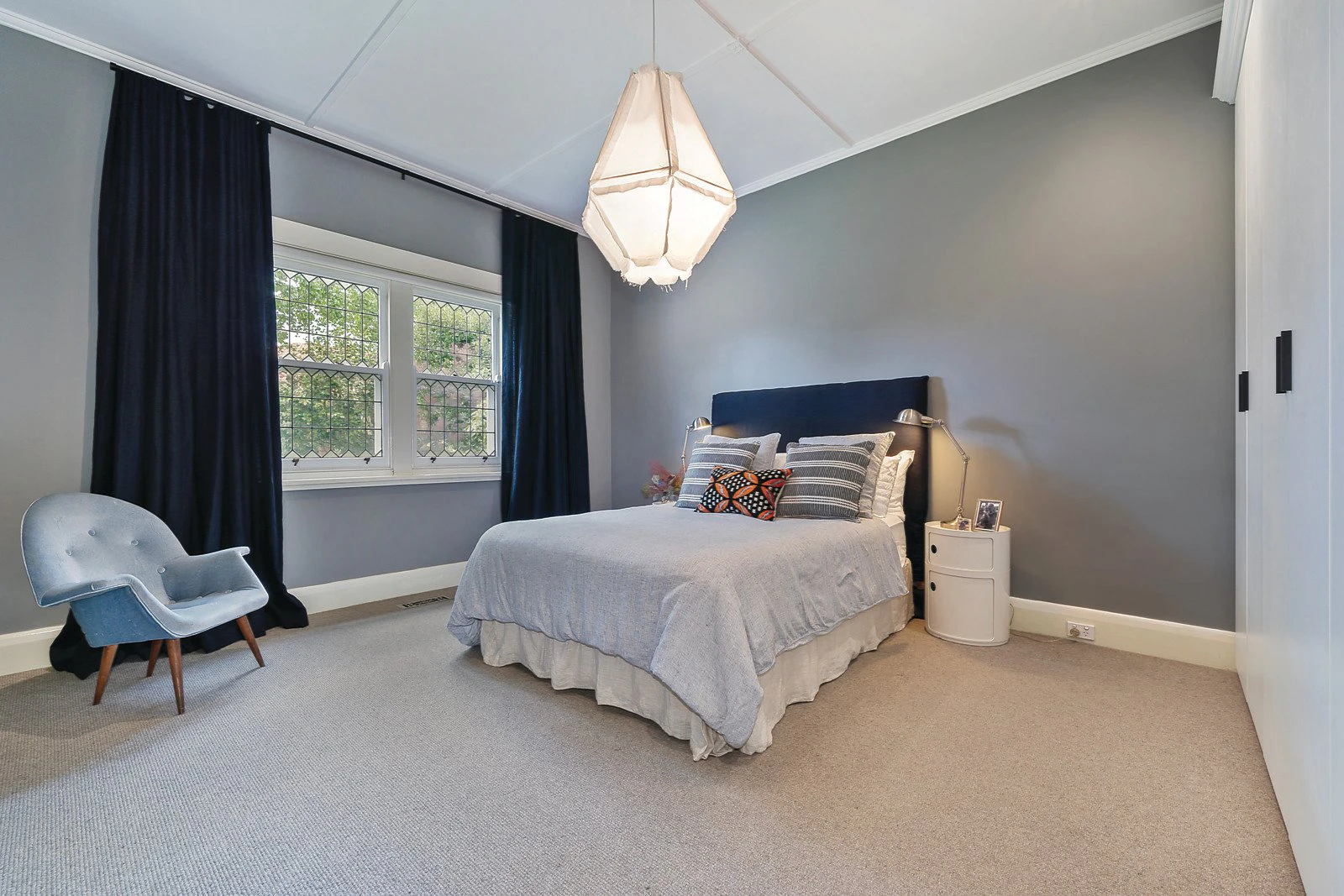 2 Heatherleigh Place, Malvern East, VIC
