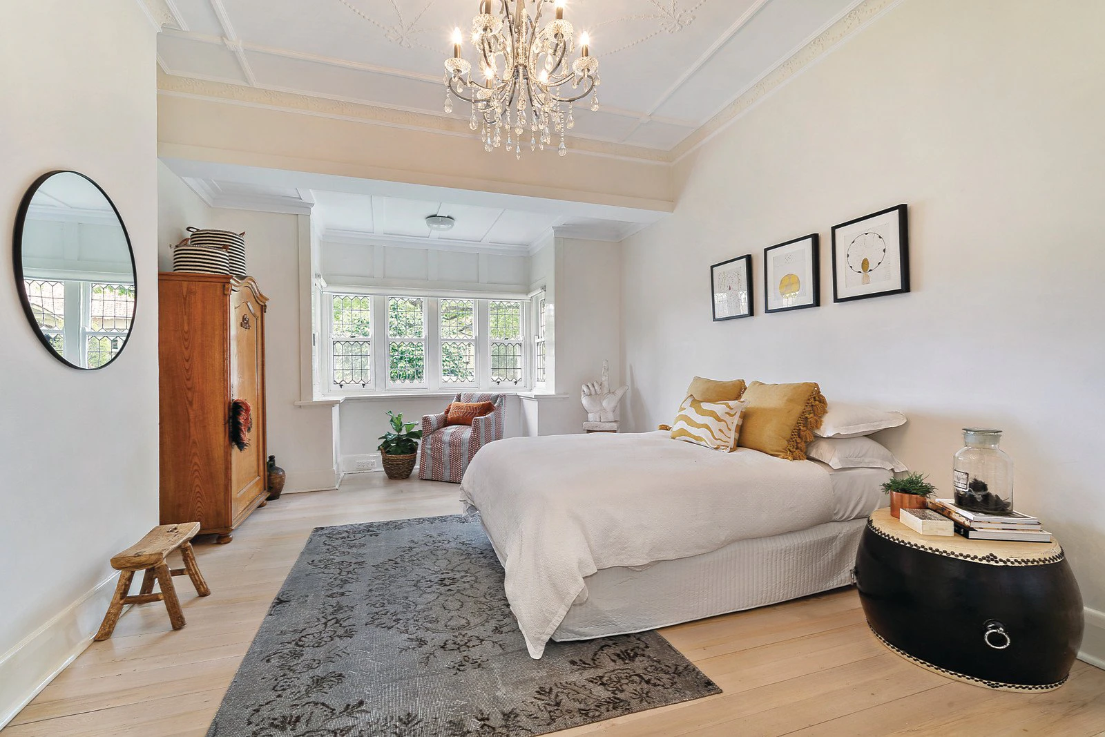 2 Heatherleigh Place, Malvern East, VIC