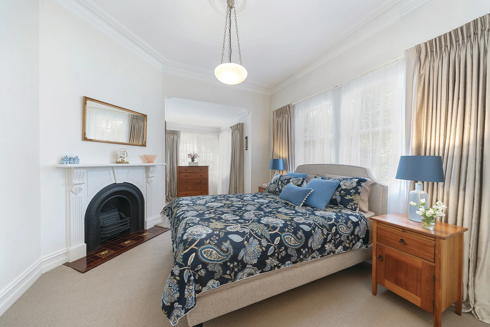 12 Thames Street, Surrey Hills, VIC