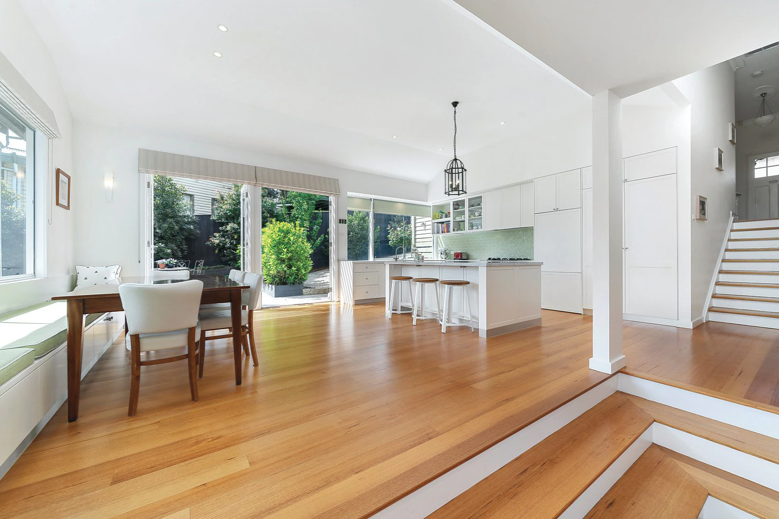 12 Thames Street, Surrey Hills, VIC