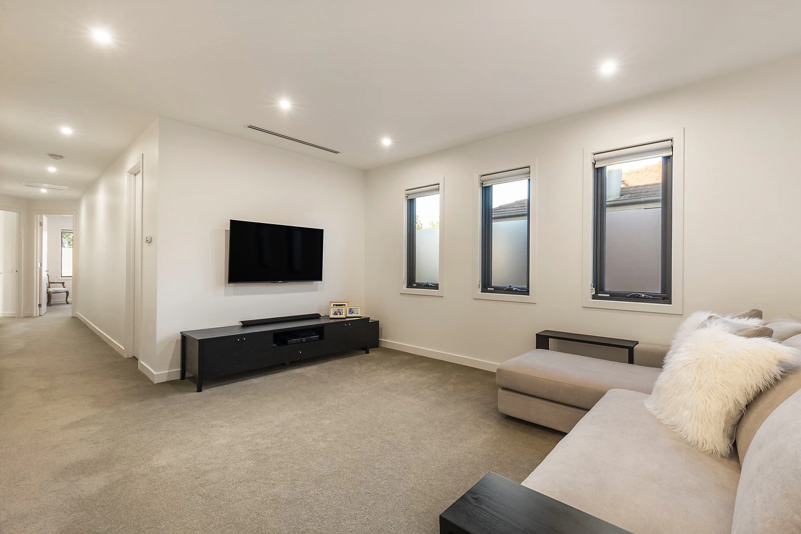 53 Leura Grove, Hawthorn East, VIC