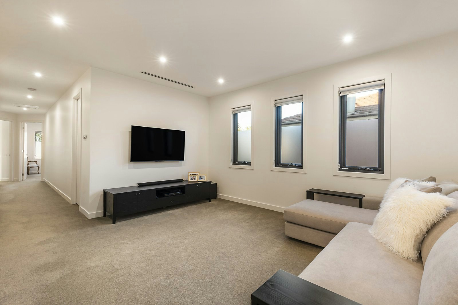 53 Leura Grove, Hawthorn East, VIC