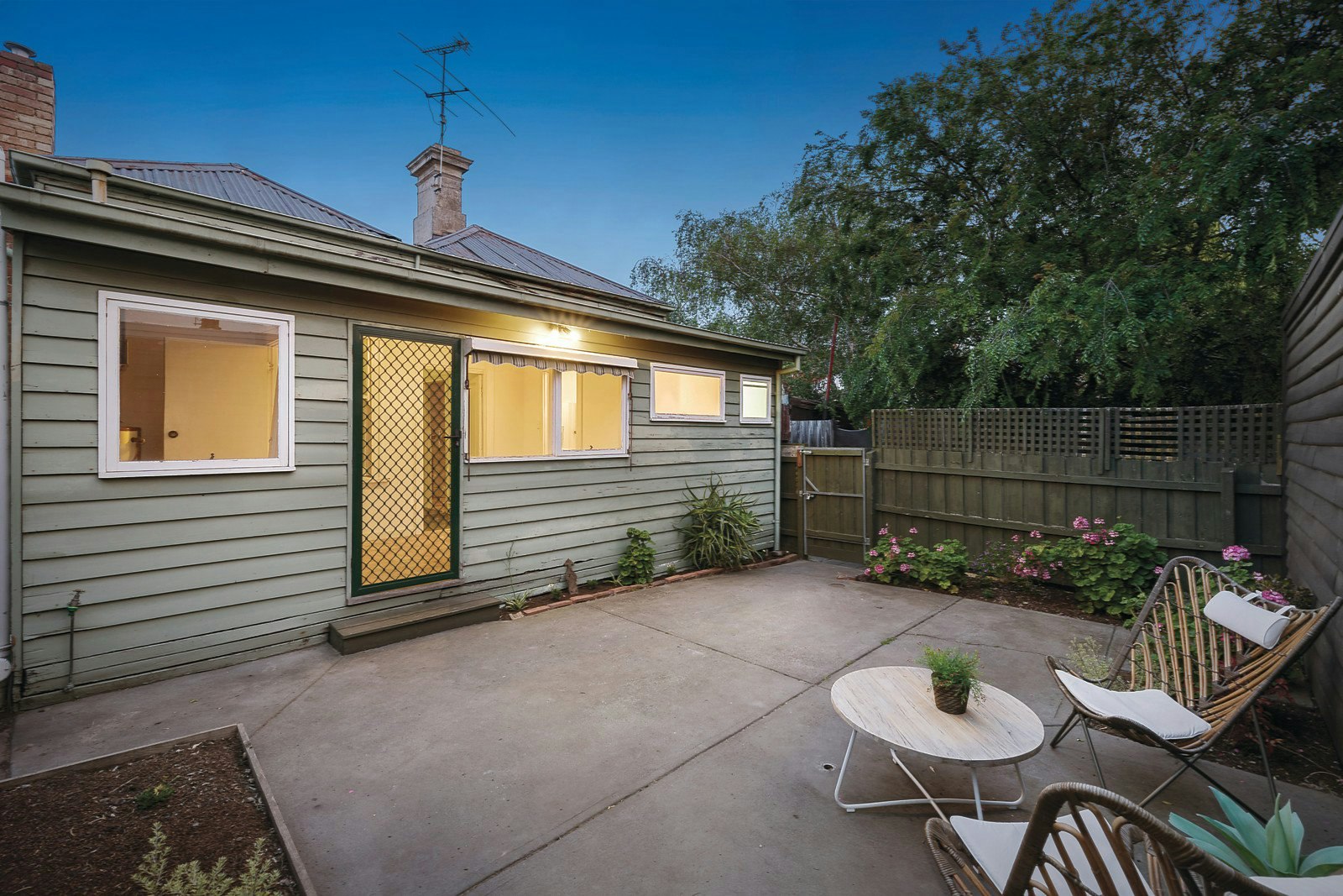 37 Evelyn Street, St Kilda East, VIC