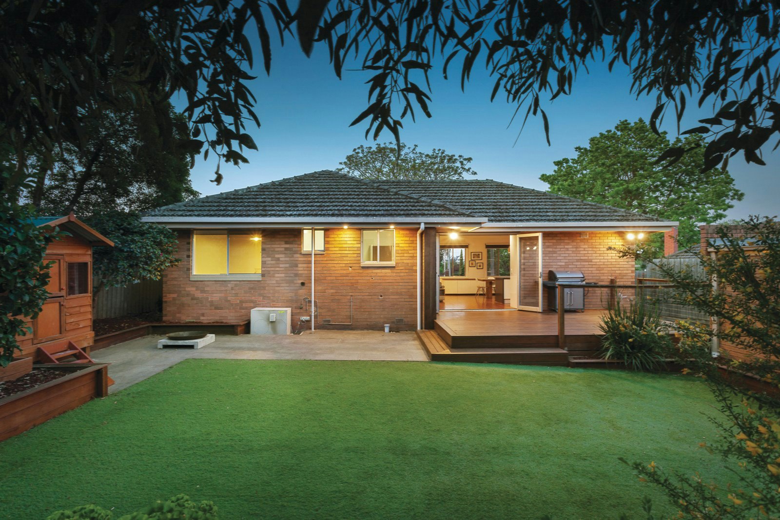 8 Kefford Court, Mont Albert North, VIC