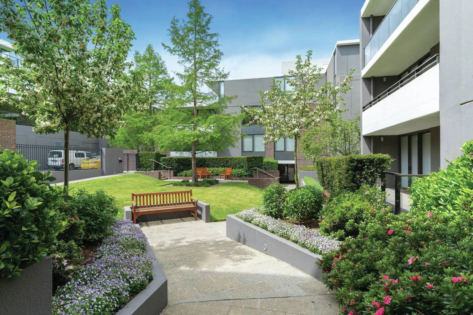 101/55 Chaucer Crescent, Canterbury, VIC