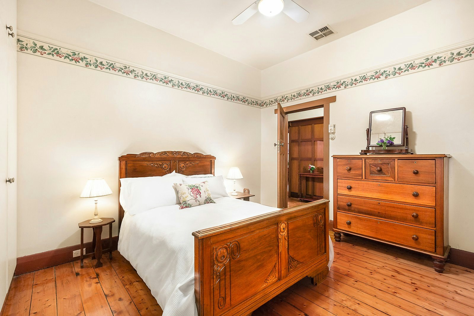 28 Redvers Street, Surrey Hills, VIC